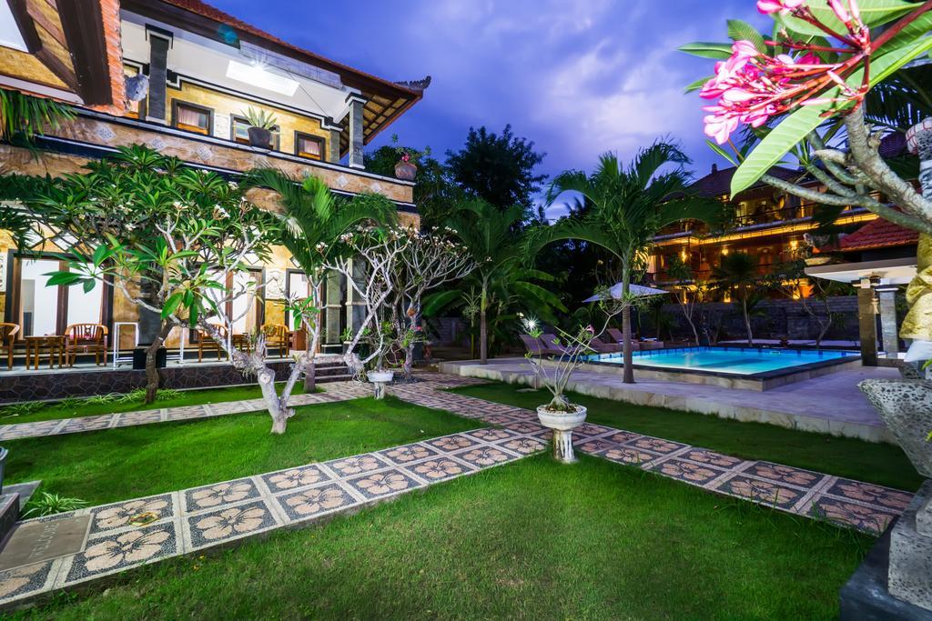 Arya Inn Enny Salon And Spa Lembongan Esterno foto