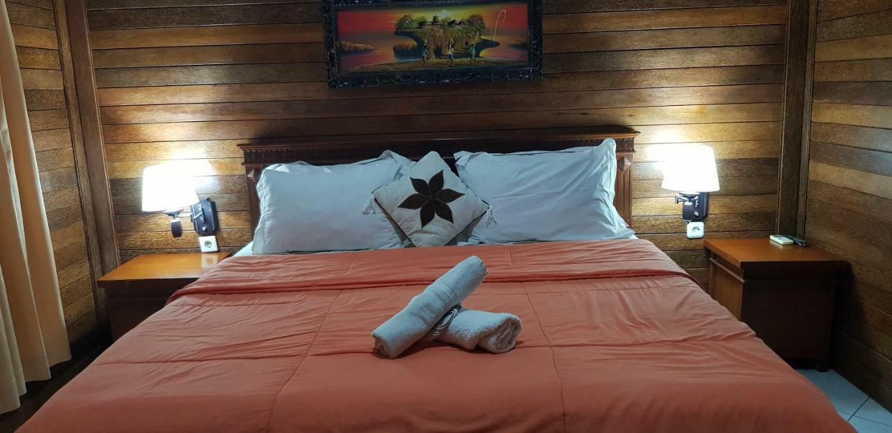Arya Inn Enny Salon And Spa Lembongan Esterno foto